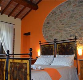 Villa Chiara - 3 Bedroom Villa with Pool near Panicale, Sleeps 6-8